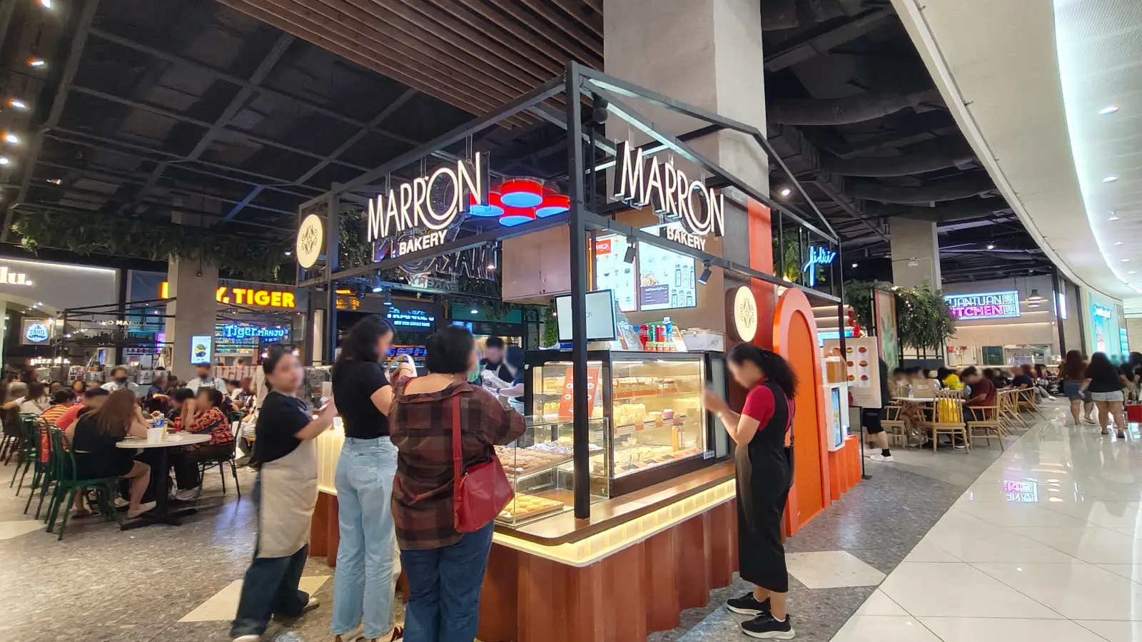 MARRON BAKERY in SM Mall of Asia
